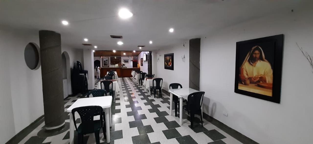 Hotel Venecia Confort Pasto Exterior foto